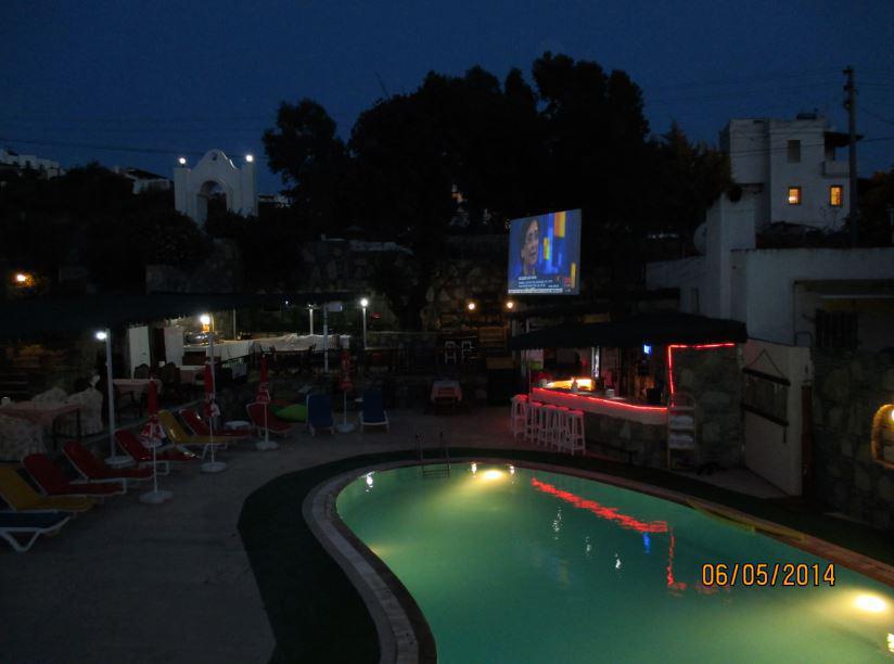 Mini Star Hotel Битез Экстерьер фото